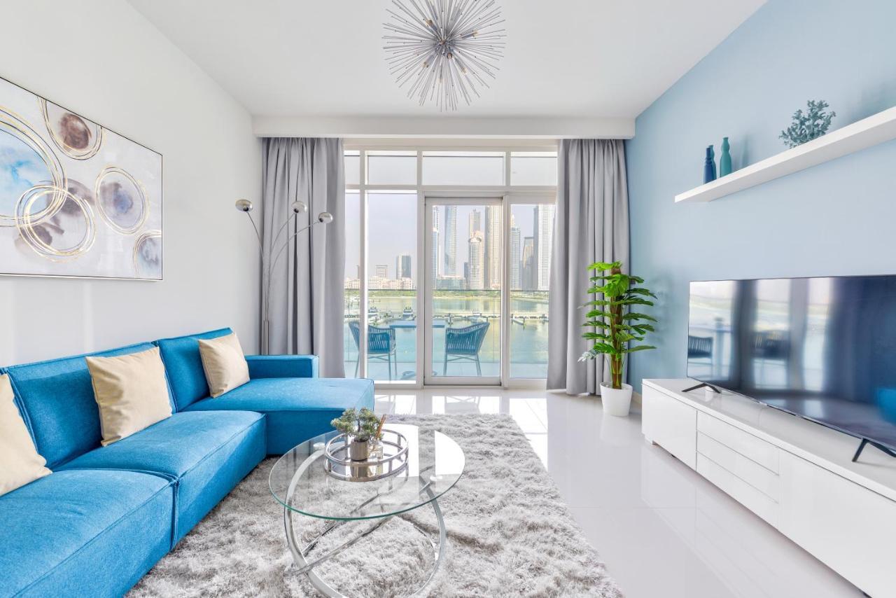 Ultra Luxury Emaar Beachfront - Private Beach And Pool Dubai Bagian luar foto