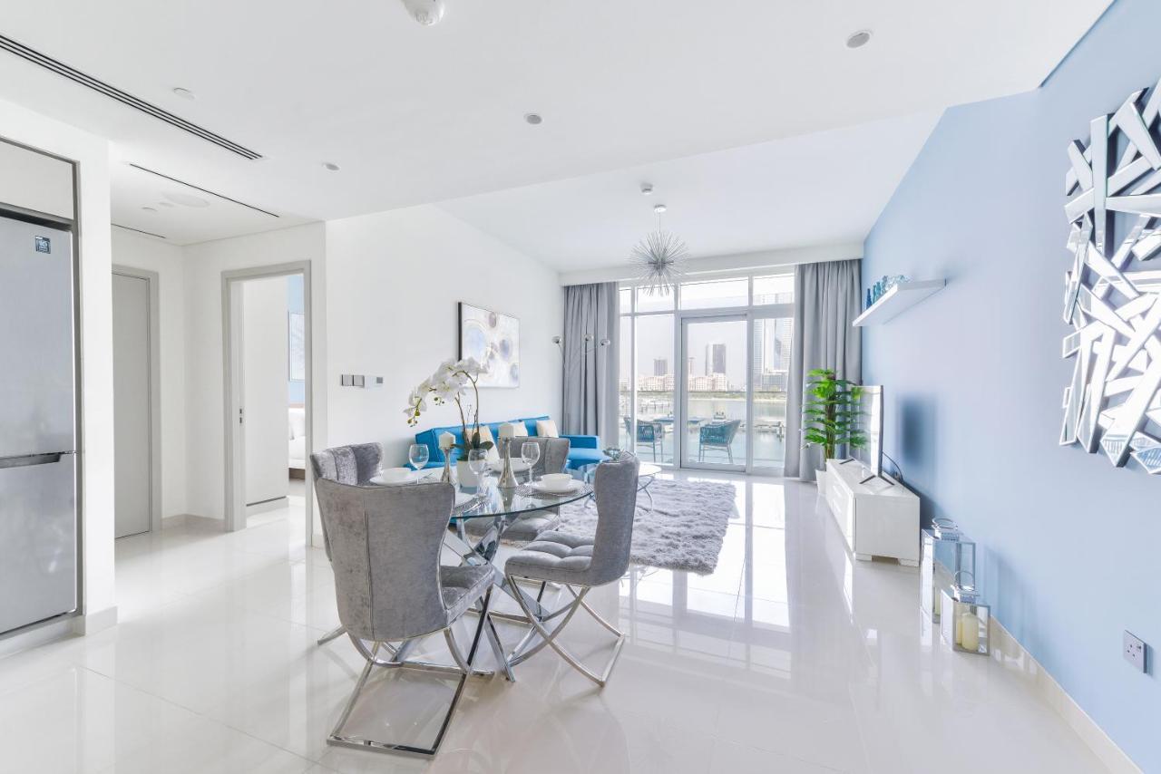 Ultra Luxury Emaar Beachfront - Private Beach And Pool Dubai Bagian luar foto