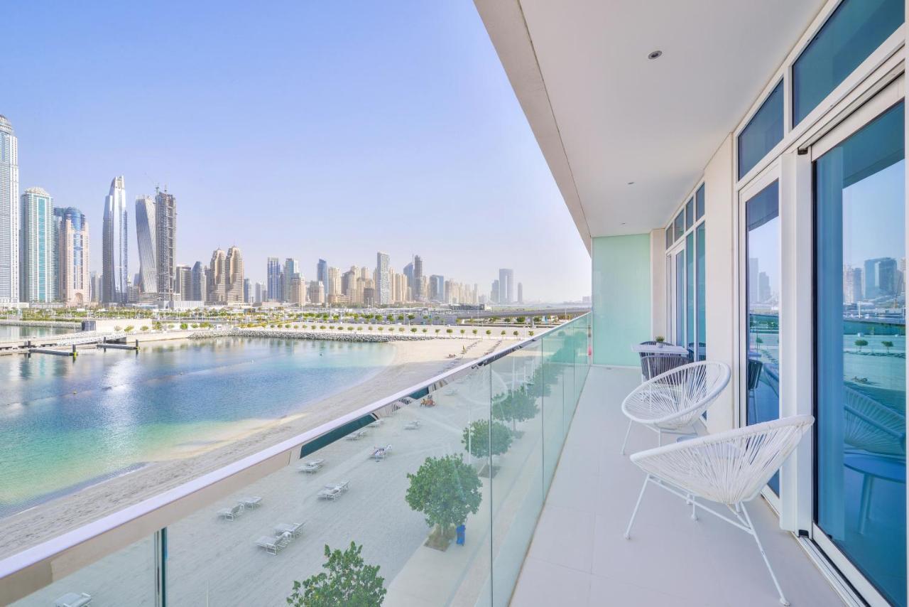 Ultra Luxury Emaar Beachfront - Private Beach And Pool Dubai Bagian luar foto