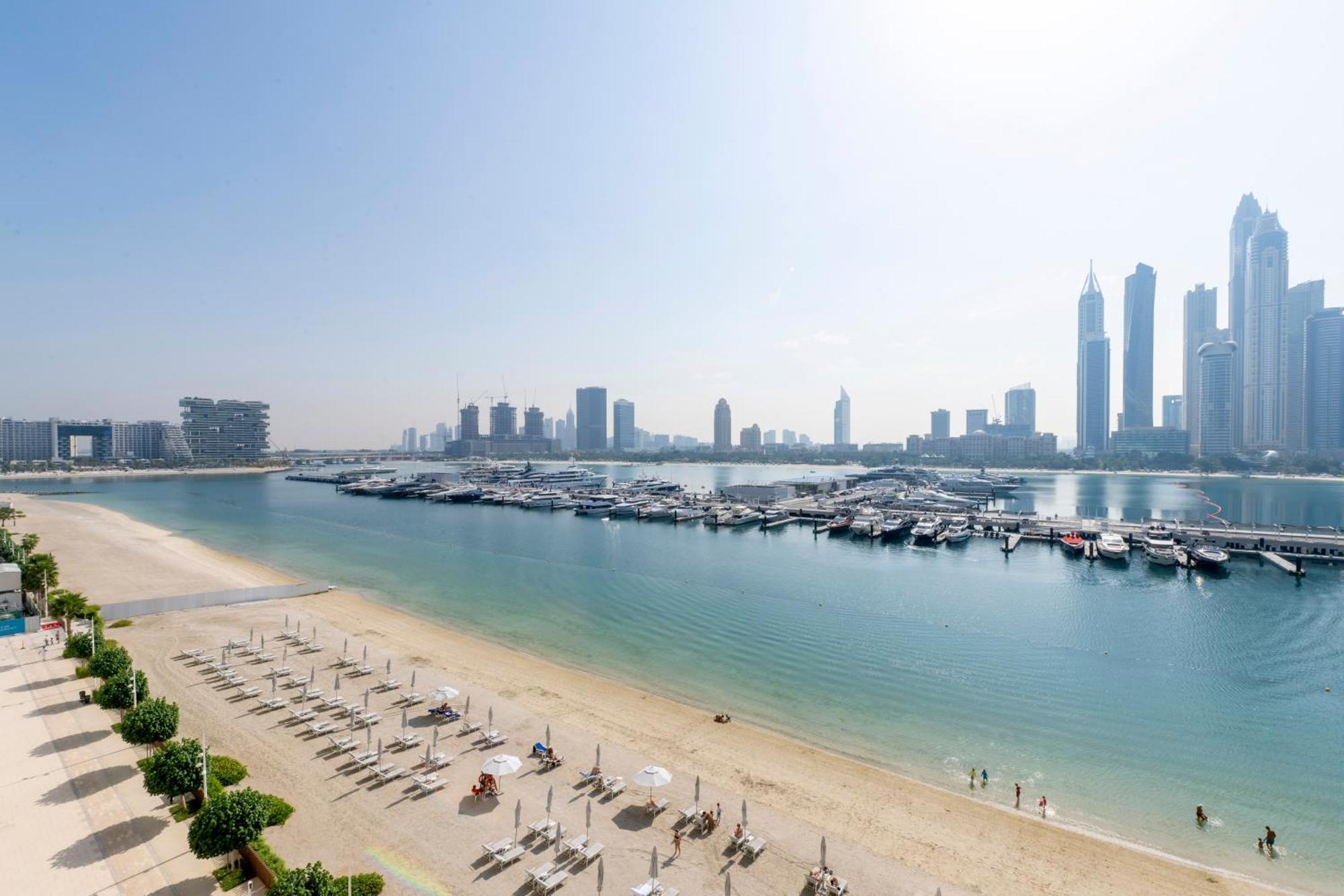 Ultra Luxury Emaar Beachfront - Private Beach And Pool Dubai Bagian luar foto
