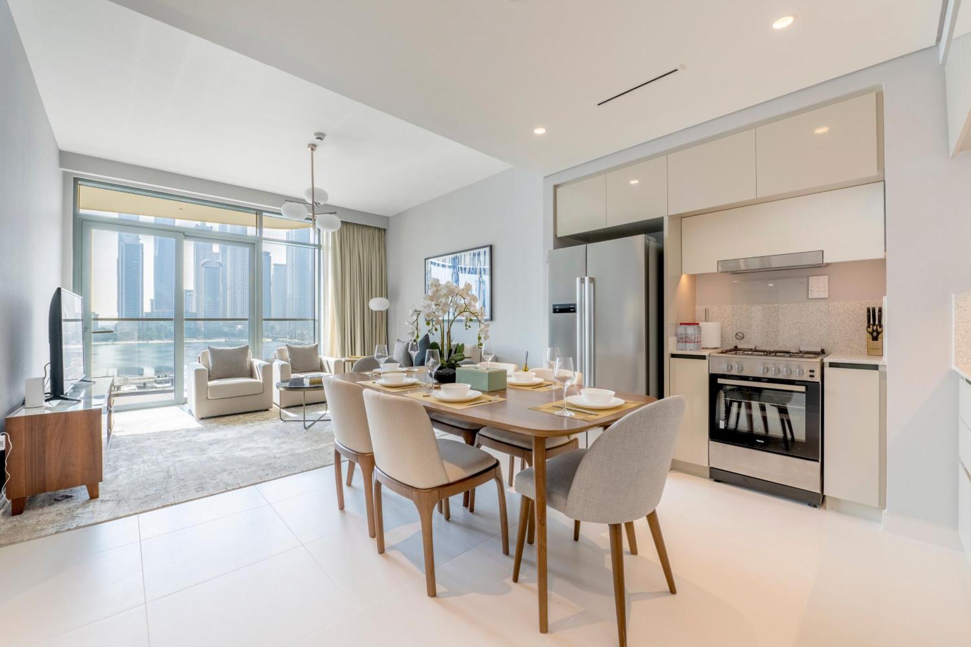 Ultra Luxury Emaar Beachfront - Private Beach And Pool Dubai Bagian luar foto